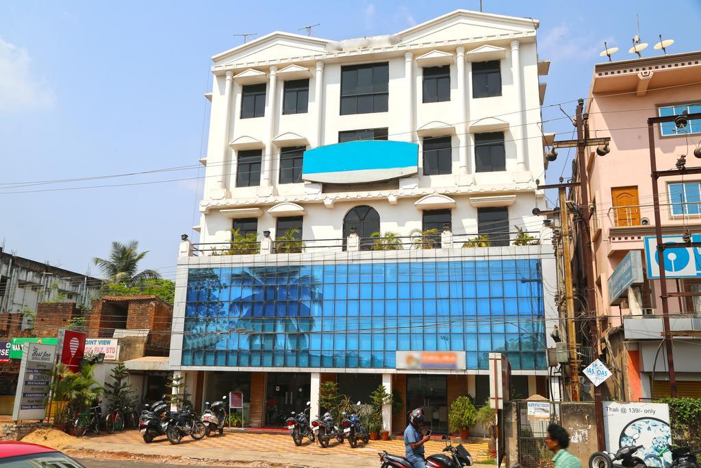 Oyo 1359 Hotel Best Inn Bhubaneswar Ngoại thất bức ảnh