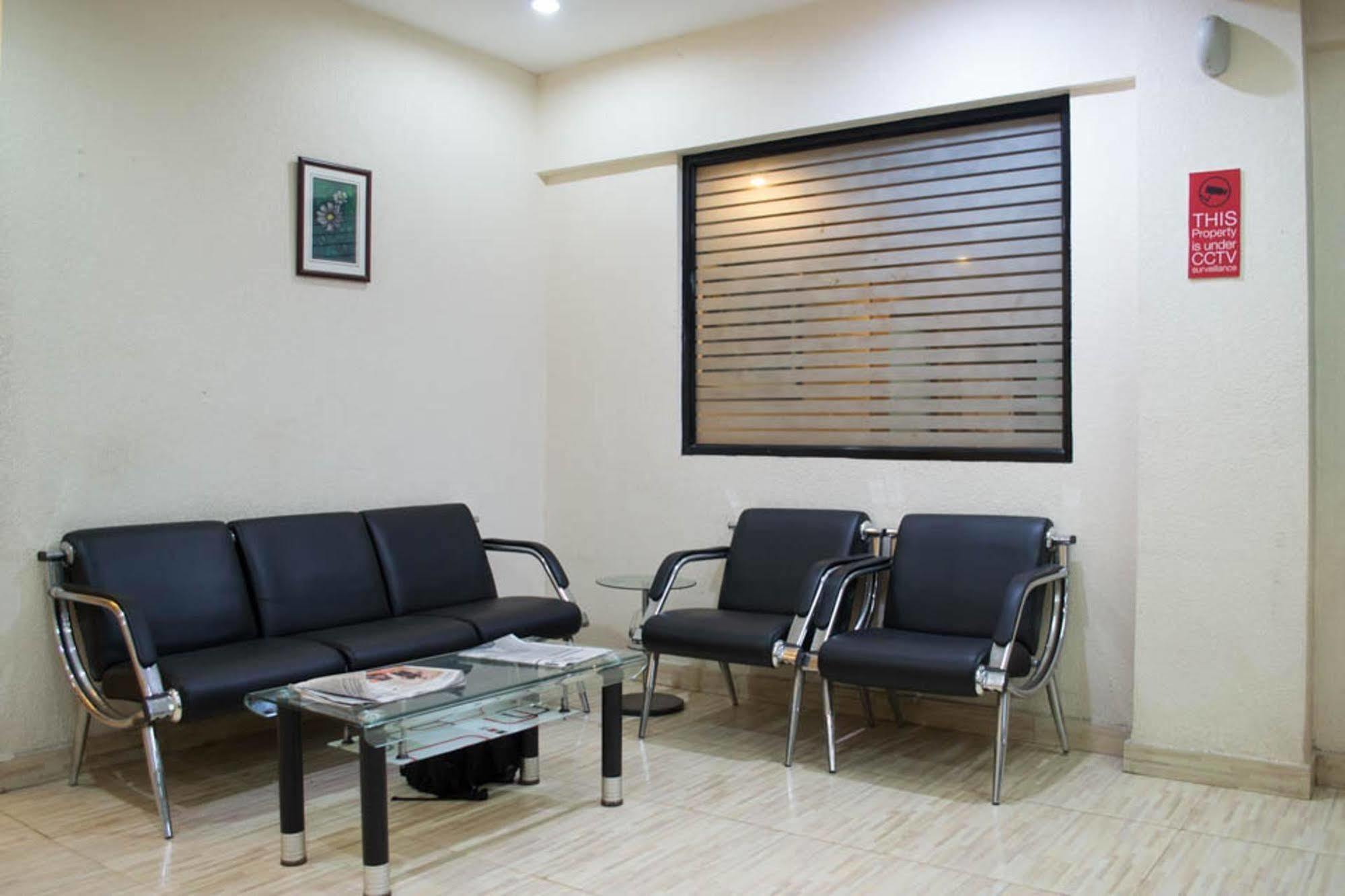 Oyo 1359 Hotel Best Inn Bhubaneswar Ngoại thất bức ảnh