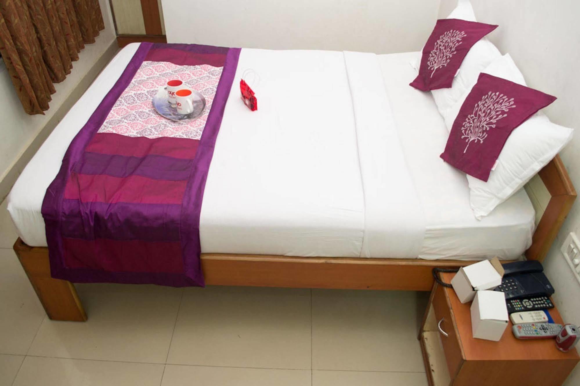Oyo 1359 Hotel Best Inn Bhubaneswar Ngoại thất bức ảnh