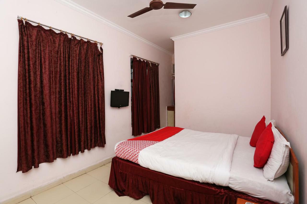 Oyo 1359 Hotel Best Inn Bhubaneswar Ngoại thất bức ảnh